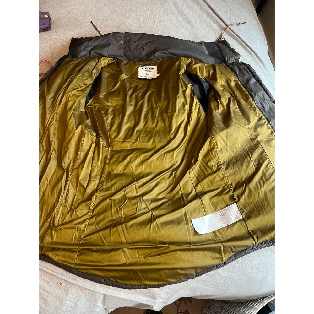 Volcom Women's Large Structure Down Puffer Jacket… - image 7
